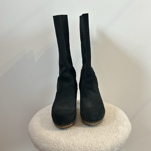 Sanita Lola Mae Black Suede Danish Clog Boots 37 EUC - Picture 6 of 9